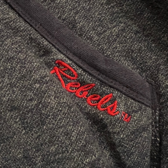 University of Mississippi Ole Miss Rebels Full Zip Hoodie - Size Large (Fit S/M) - Picture 3 of 15